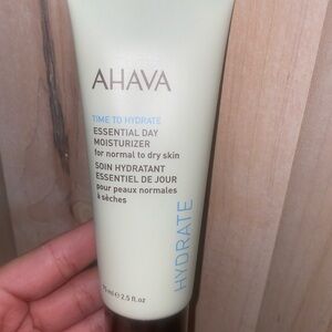 AHAVA Moisturizer